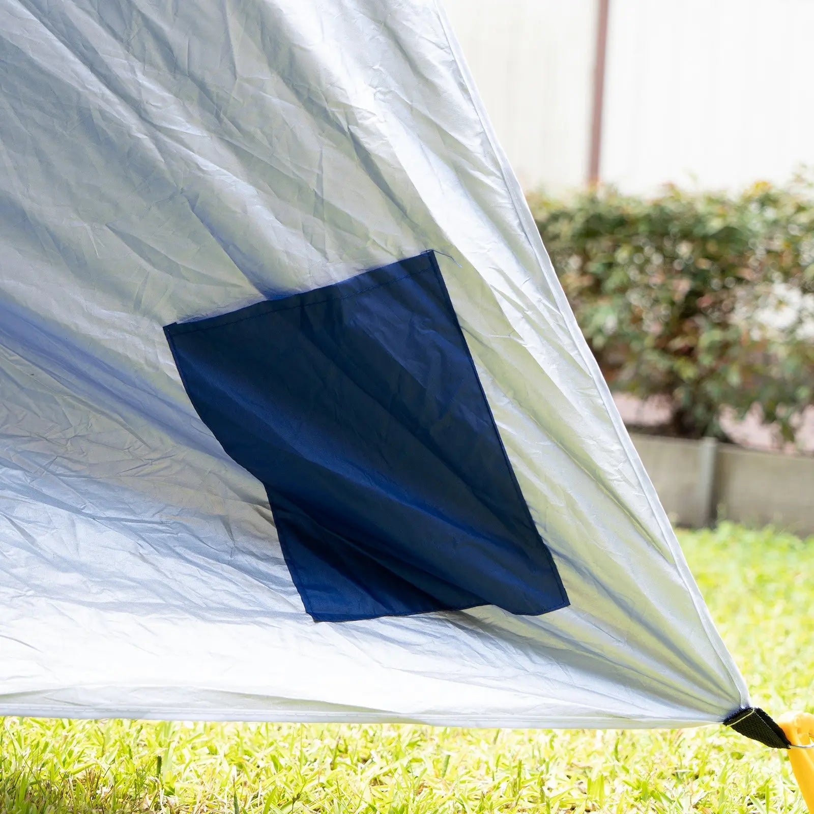 Havana Outdoors Beach Umbrella 2.4M Outdoor Garden Beach Portable Shade Shelter - Blue Summer Shield